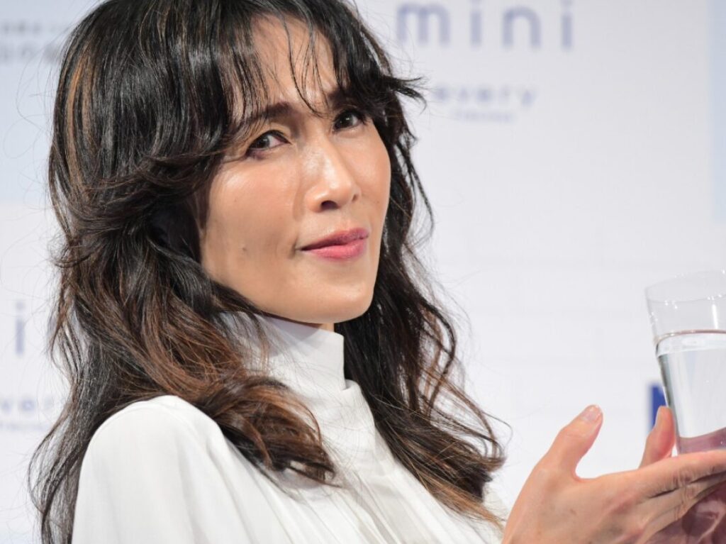 工藤静香の年齢とキャリアに関する詳細情報